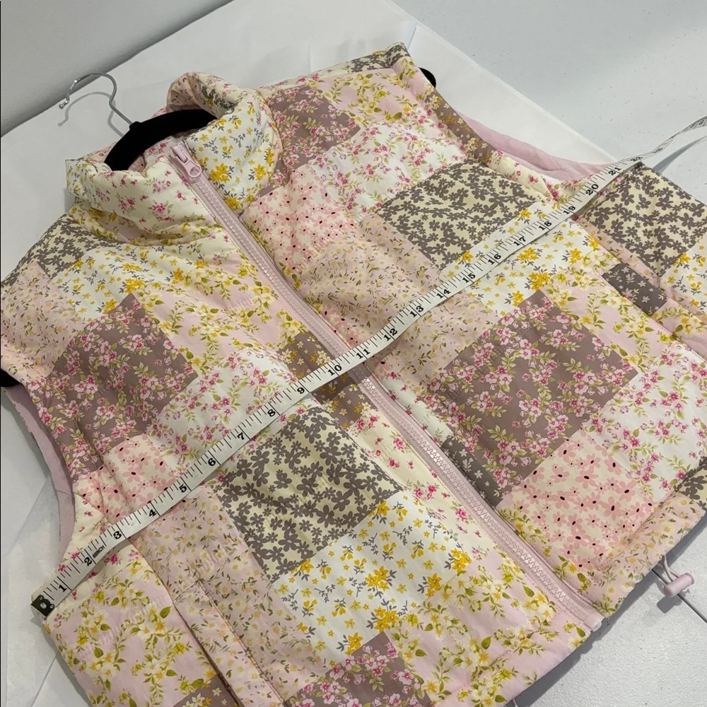 THREAD & SUPPLY quilted pastel vest floral patchwork full zip pockets pink large - Picture 12 of 15